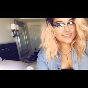 Meet your Posher, Katherine